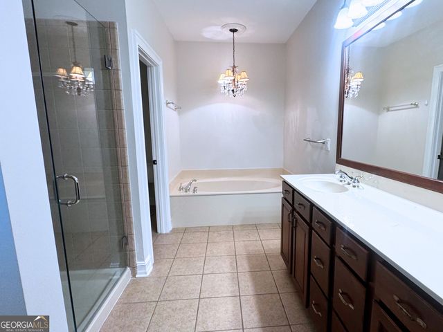 817 Chalet Hills, Mcdonough, GA 30253