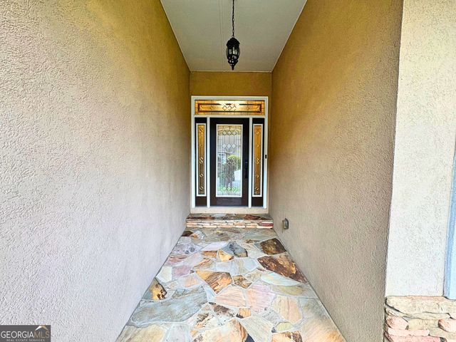 817 Chalet Hills, Mcdonough, GA 30253