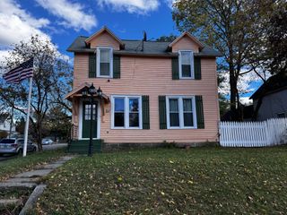 211 Maple Avenue NE, Cass Lake, MN 56633