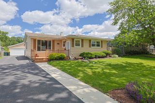 3910 EAGLE Lane, Rolling Meadows, IL 60008