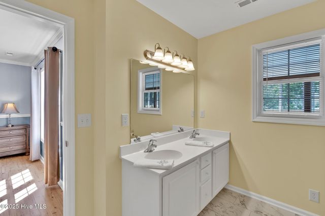 448 Edgewood Road, Southport, NC 28461