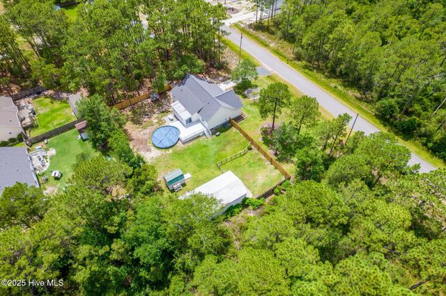 448 Edgewood Road, Southport, NC 28461