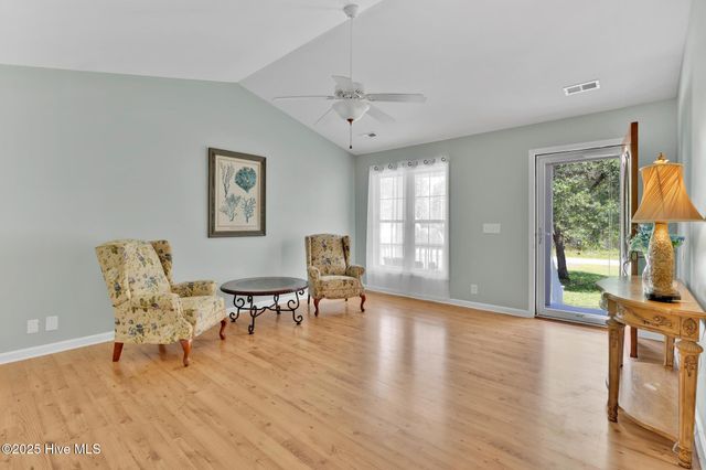 448 Edgewood Road, Southport, NC 28461