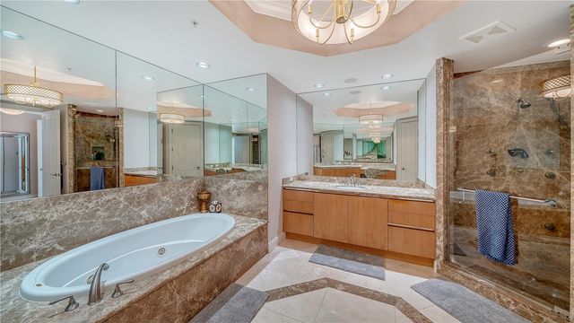 1300 BENJAMIN FRANKLIN DRIVE 701, Sarasota, FL 34236