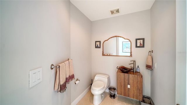 1300 BENJAMIN FRANKLIN DRIVE 701, Sarasota, FL 34236