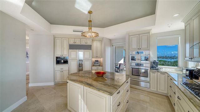 1300 BENJAMIN FRANKLIN DRIVE 701, Sarasota, FL 34236