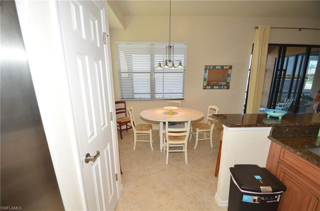 10572 Smokehouse Bay DR 101, Naples, FL 34120