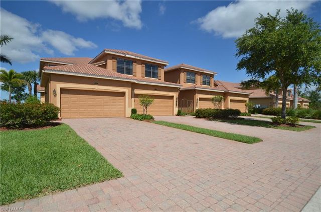 10572 Smokehouse Bay DR 101, Naples, FL 34120