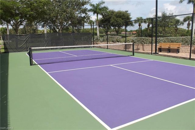 10572 Smokehouse Bay DR 101, Naples, FL 34120