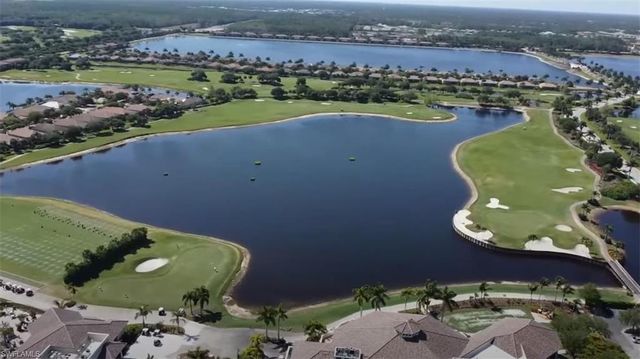 10572 Smokehouse Bay DR 101, Naples, FL 34120