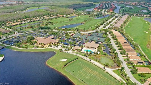 10572 Smokehouse Bay DR 101, Naples, FL 34120