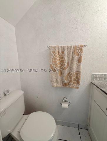 4085 W 8th Ct 82, Hialeah, FL 33012