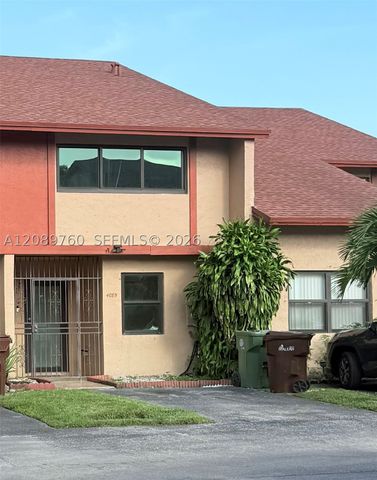 4085 W 8th Ct 82, Hialeah, FL 33012
