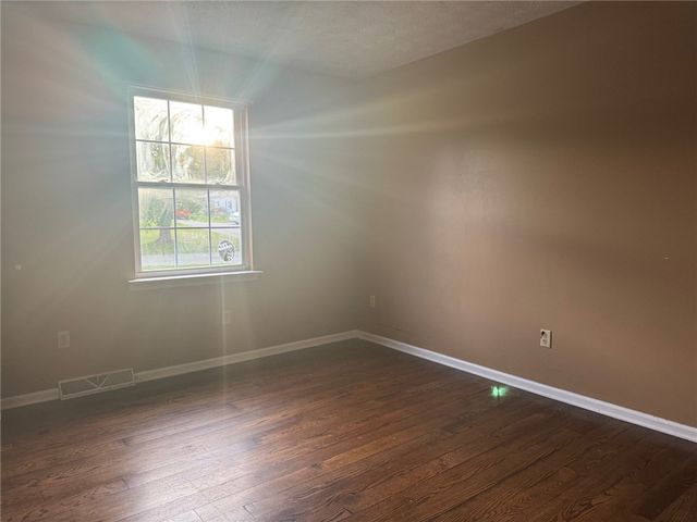 713 Gardner Stop Rd, Shenango Twp, PA 16101