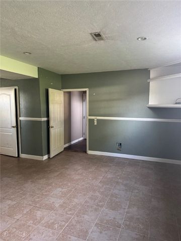 713 Gardner Stop Rd, Shenango Twp, PA 16101