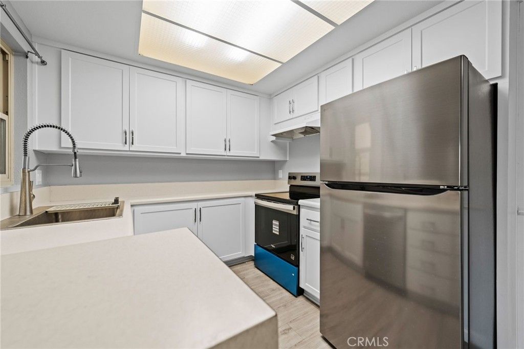 Image 8 of property listing at 6030 Rancho Mission Road 369, San Diego, CA 92108