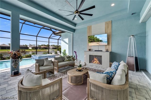 9671 Moonflower Court, Naples, FL 34114