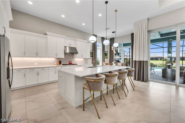 9671 Moonflower Court, Naples, FL 34114