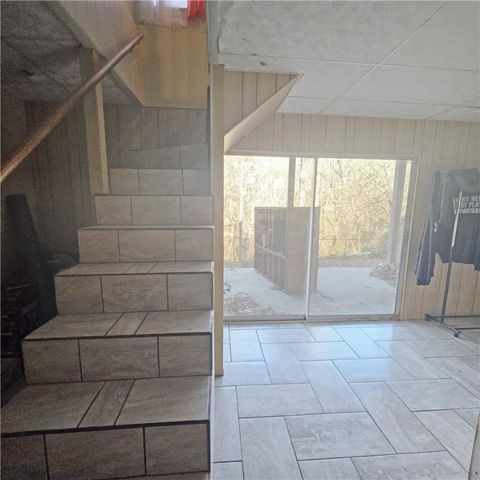 4 Cummings Lane, Bella Vista, AR 72715