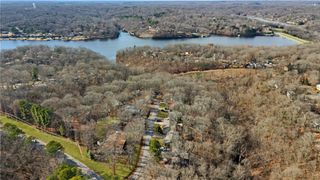 4 Cummings Lane, Bella Vista, AR 72715