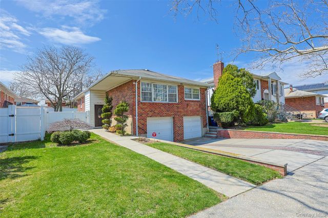 2630 Clearview Expressway, Bayside, NY 11360