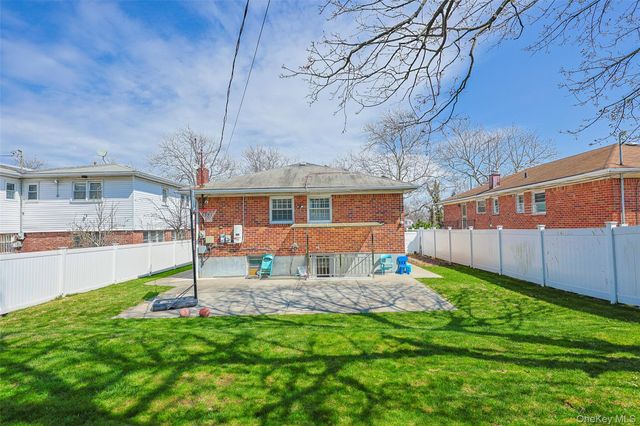 2630 Clearview Expressway, Bayside, NY 11360