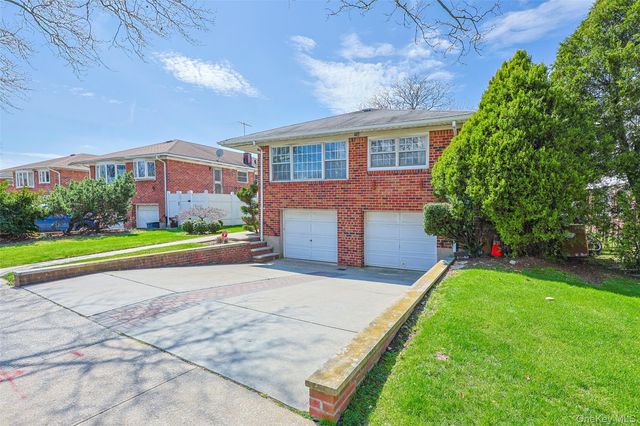 2630 Clearview Expressway, Bayside, NY 11360