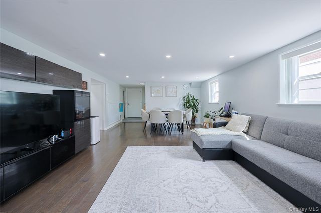 2630 Clearview Expressway, Bayside, NY 11360
