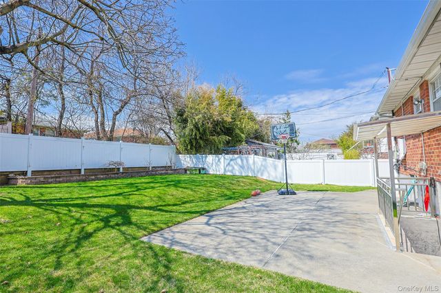 2630 Clearview Expressway, Bayside, NY 11360