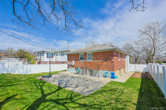 2630 Clearview Expressway, Bayside, NY 11360