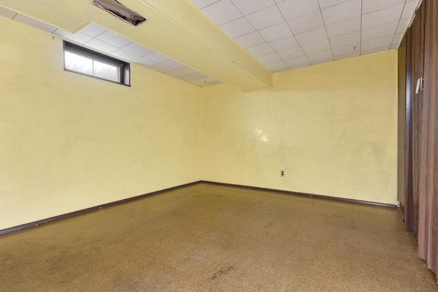 2813 E Allerton AVENUE, Saint Francis, WI 53235