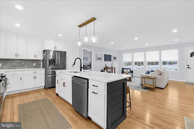 1420 MARINER DR, Arnold, MD 21012