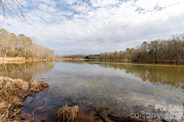 2025 Creekwood Drive, York, SC 29745