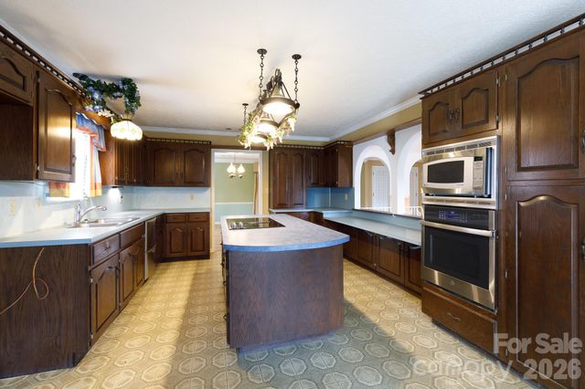 2025 Creekwood Drive, York, SC 29745