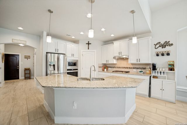 11115 Butterfly Bush, San Antonio, TX 78245
