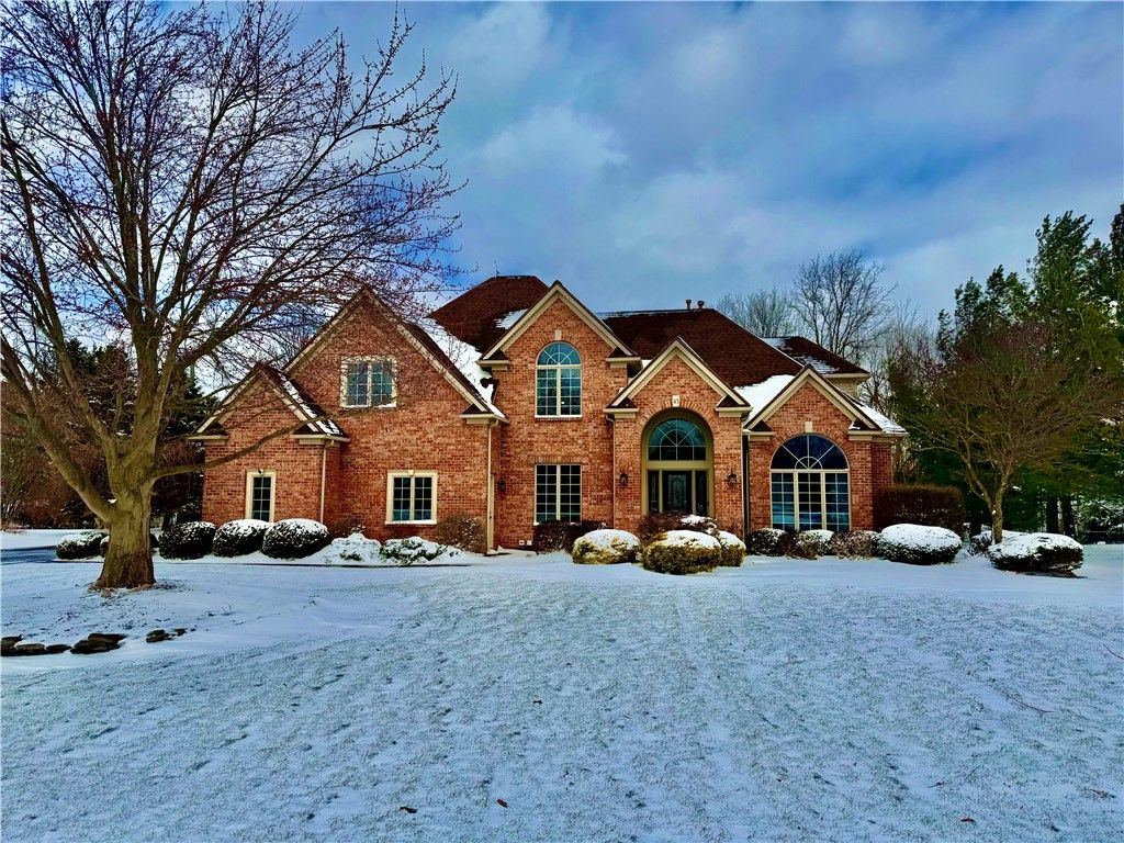 43 Olde Prestwick, Perinton, NY 14526