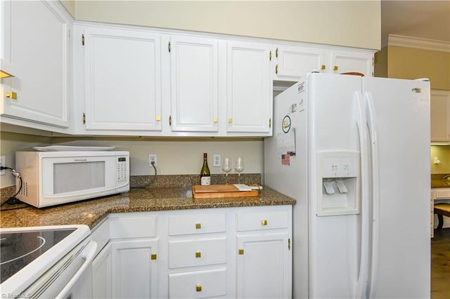 4 Fountain Manor Drive A, Greensboro, NC 27405