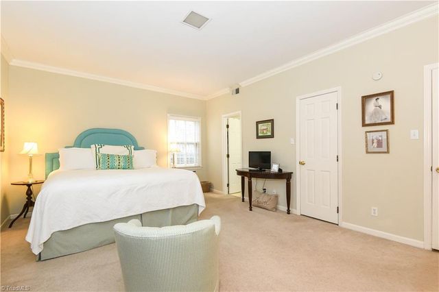 4 Fountain Manor Drive A, Greensboro, NC 27405