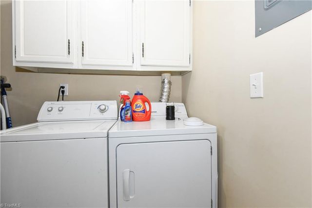 4 Fountain Manor Drive A, Greensboro, NC 27405