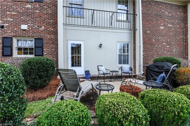 4 Fountain Manor Drive A, Greensboro, NC 27405