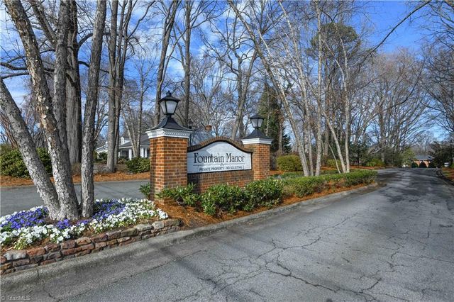 4 Fountain Manor Drive A, Greensboro, NC 27405