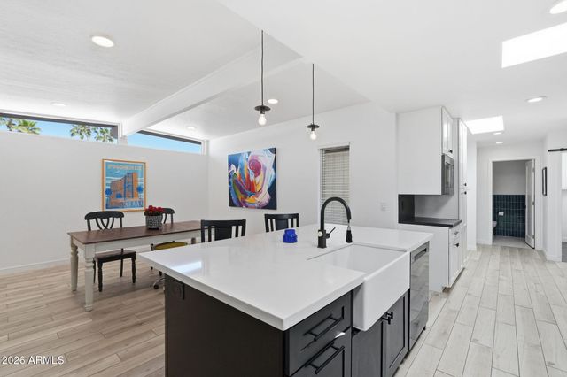 6425 E PARKVIEW Drive, Scottsdale, AZ 85257