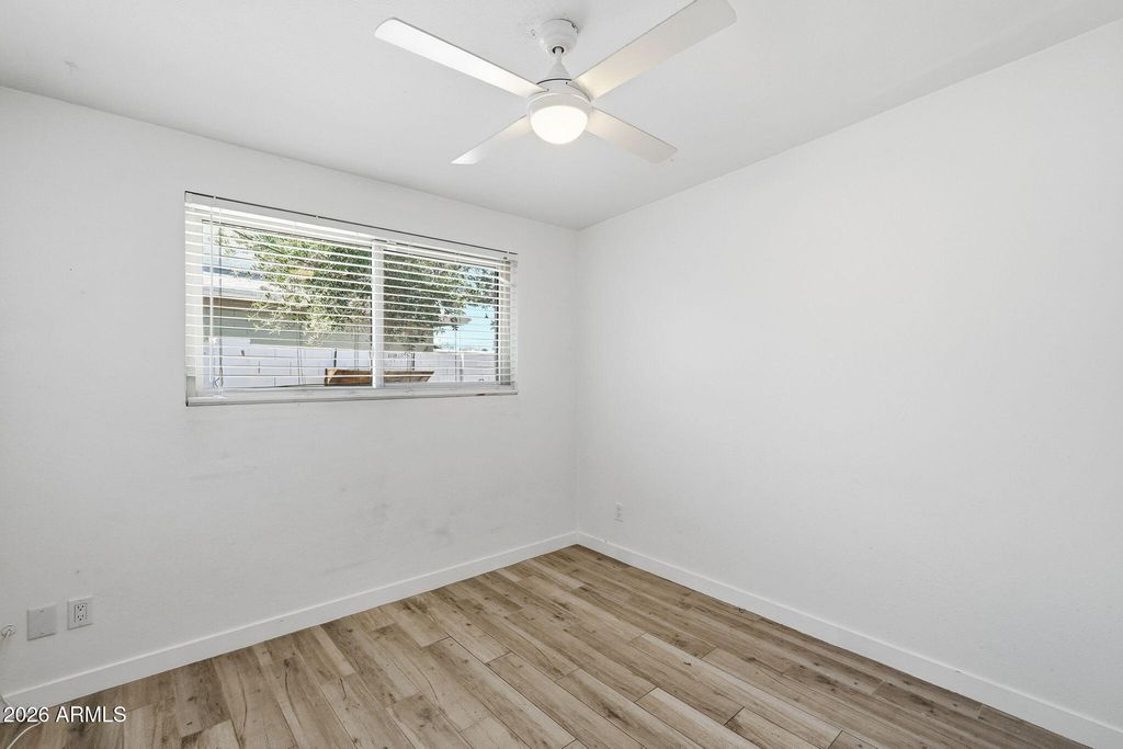 Image 16 of property listing at 6425 E PARKVIEW Drive, Scottsdale, AZ 85257