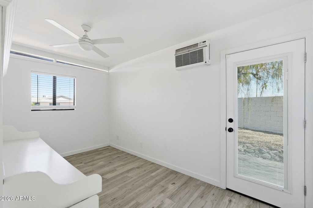 Image 18 of property listing at 6425 E PARKVIEW Drive, Scottsdale, AZ 85257