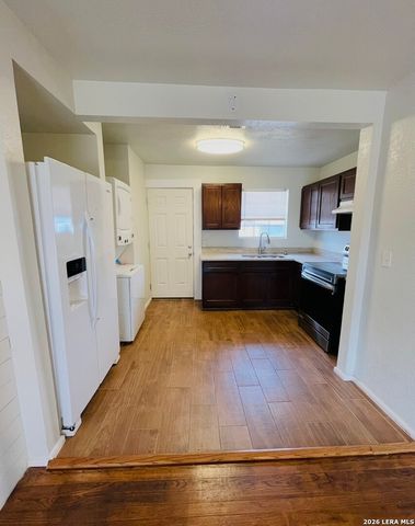 2455 Cincinnati, San Antonio, TX 78228