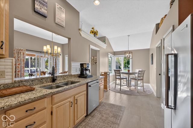 7251 River Glen Drive, Fishers, IN 46038