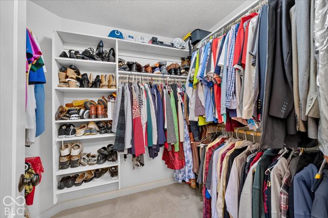 7251 River Glen Drive, Fishers, IN 46038