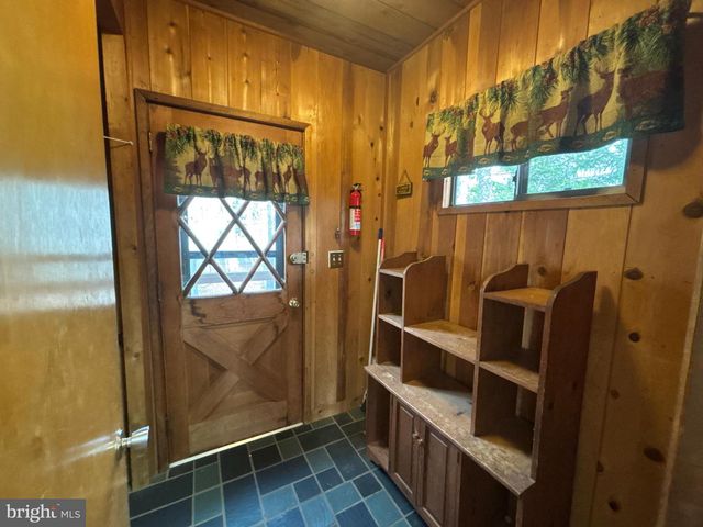 1654 STAG RUN, Pocono Lake, PA 18347