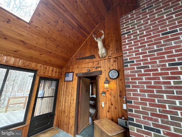 1654 STAG RUN, Pocono Lake, PA 18347