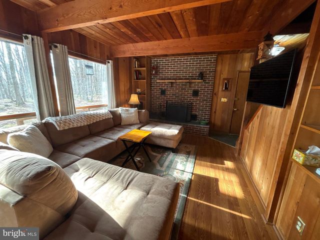 1654 STAG RUN, Pocono Lake, PA 18347